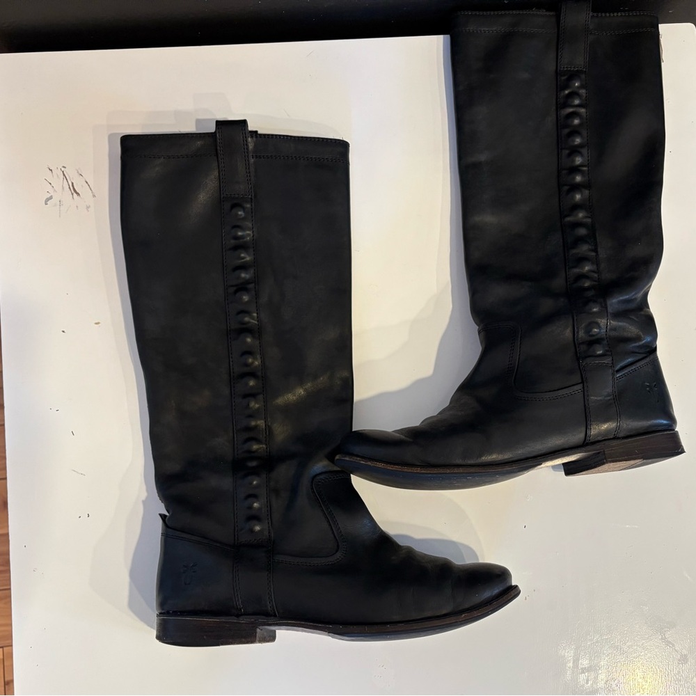 Frye Studded Paige Boots Black size 7.5
